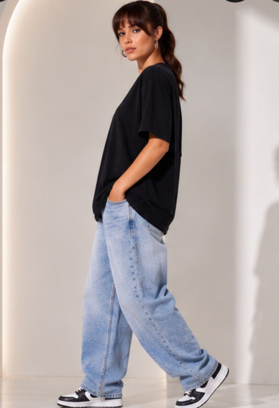 Women's Black Oversized Crew Neck T-Shirt